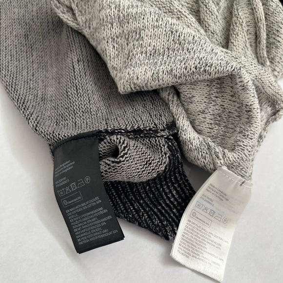 H&M | Crew Neck Bundle Black/White | M - Picture 16 of 16